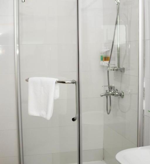 חדר סטנדרט, Mj Grand