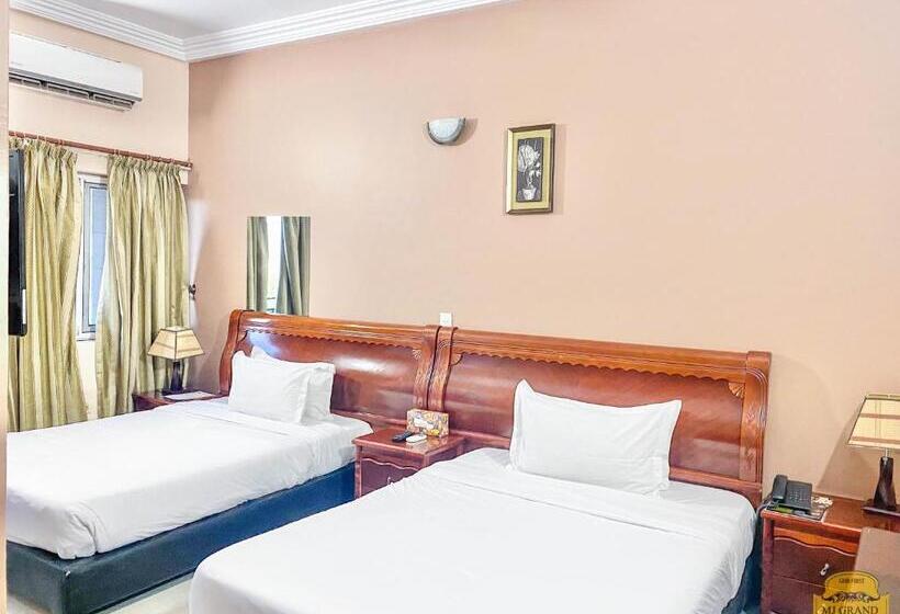 חדר סטנדרט, Mj Grand