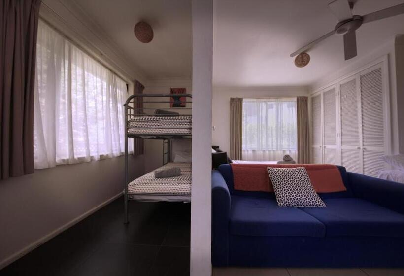 Семейное Студио, Tuncurry Motor Lodge