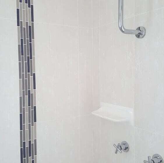 חדר משפחתי, Tuncurry Motor Lodge