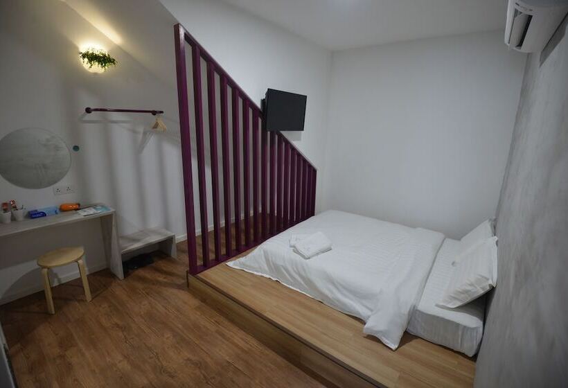 Habitació Superior, Vrest