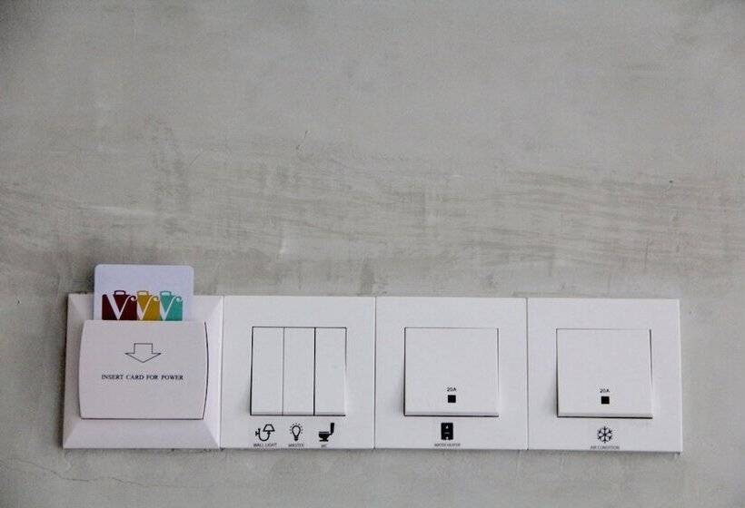 Habitació Deluxe, Vrest