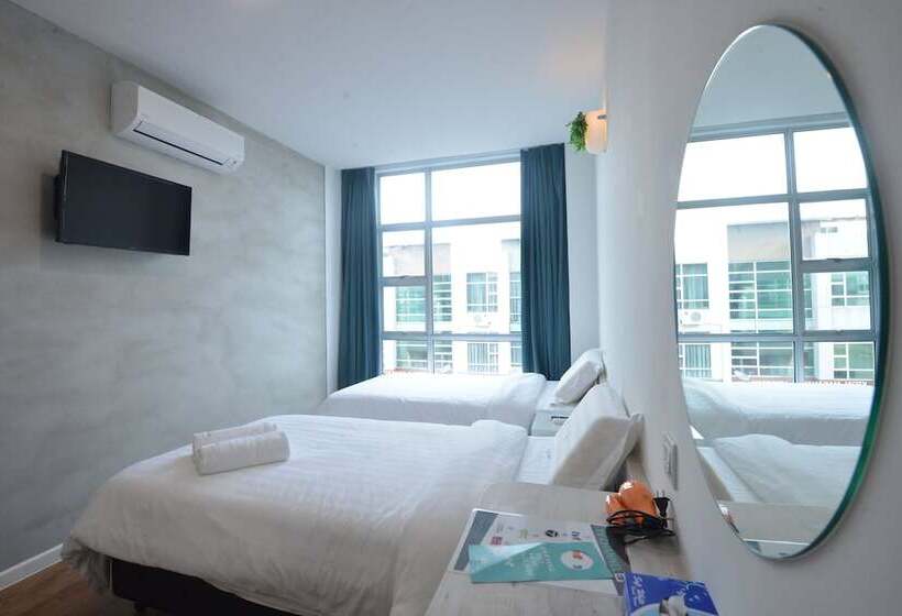 Habitació Deluxe, Vrest