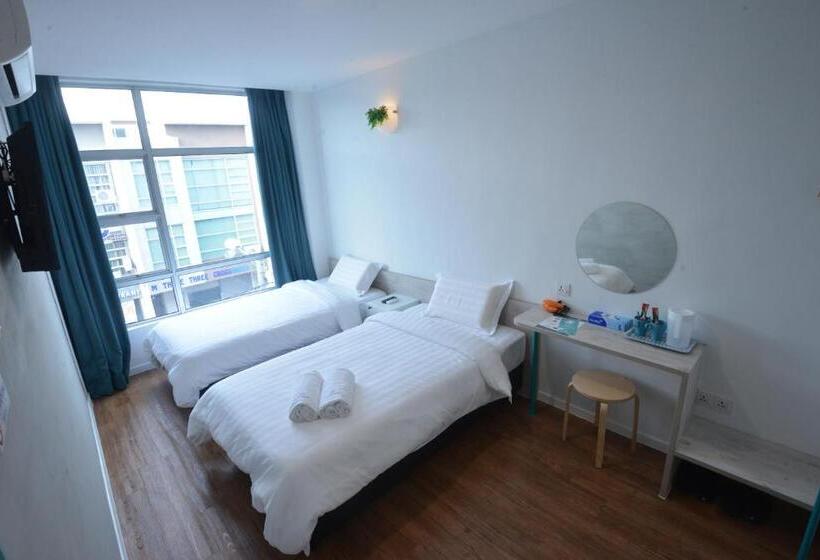 Habitació Deluxe, Vrest