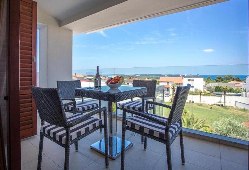 带2个卧室的公寓, Adrion Apart