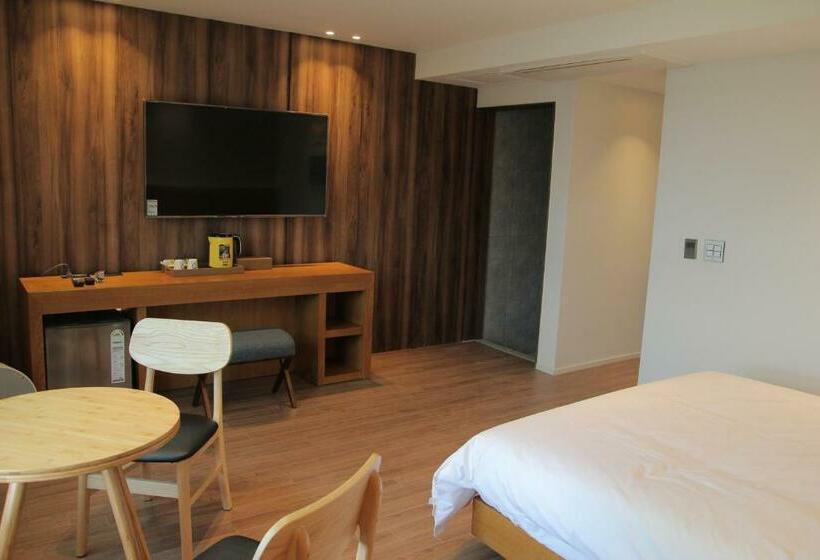 חדר דלוקס נוף לים, Am Ort