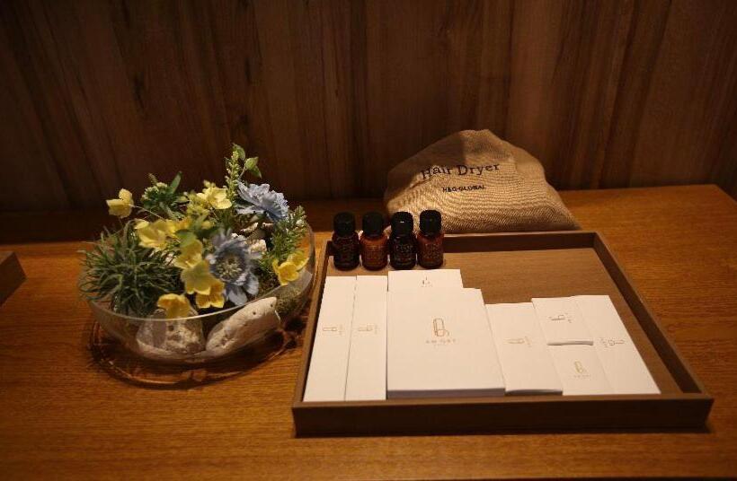 סוויטה משפחתית, Am Ort