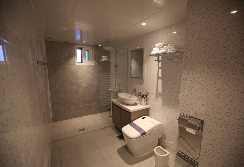 Family Suite, Am Ort
