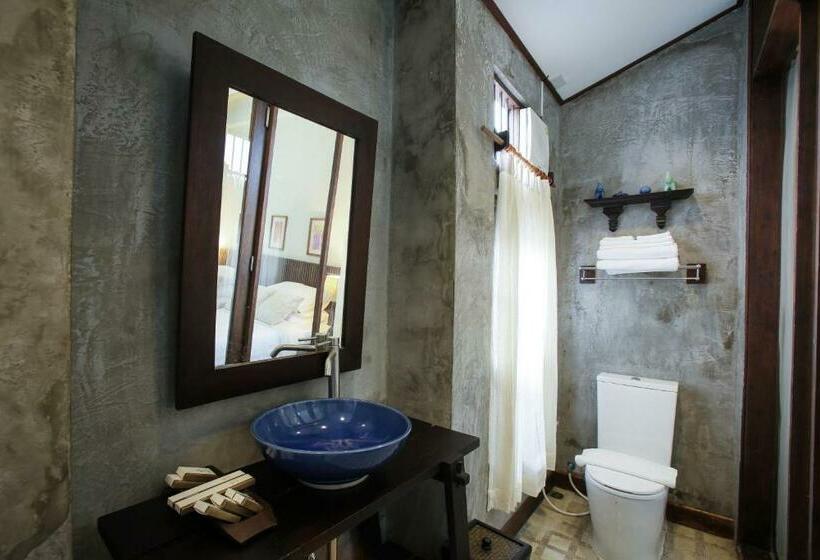 חדר סופריור, Ban Chang Tong