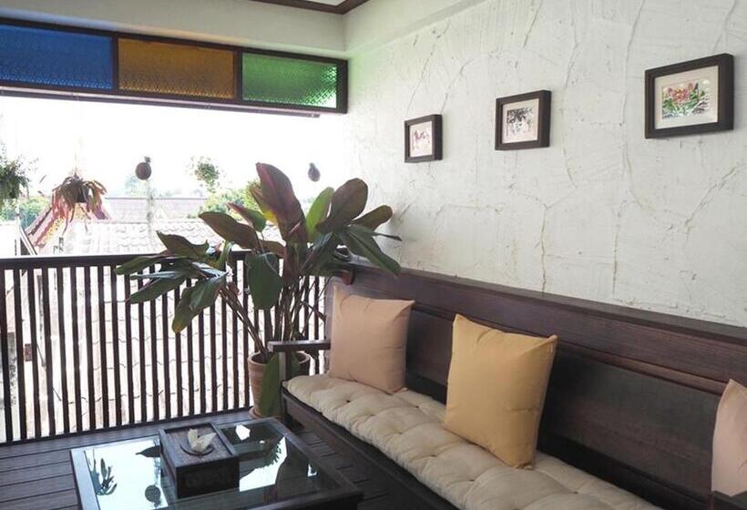 סוויטה משפחתית, Ban Chang Tong