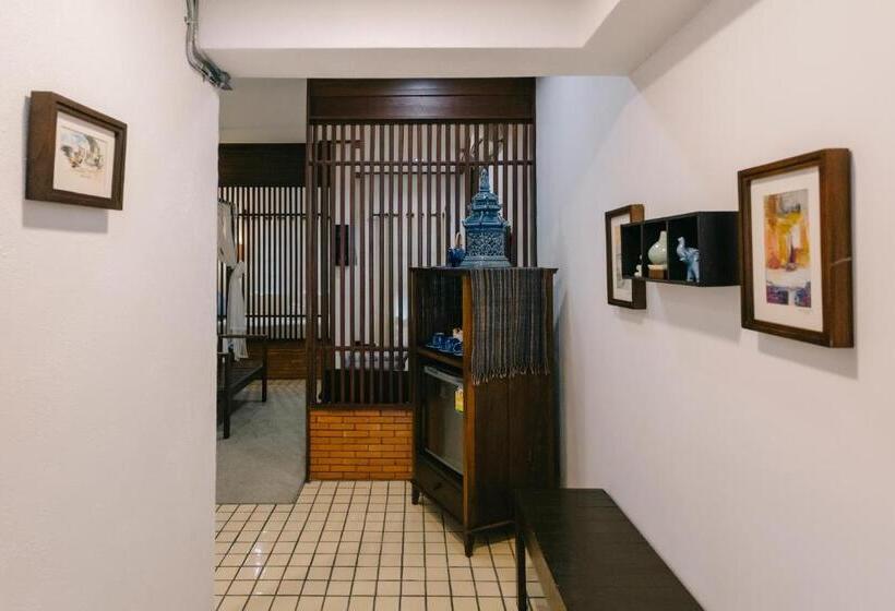 סוויטה משפחתית, Ban Chang Tong