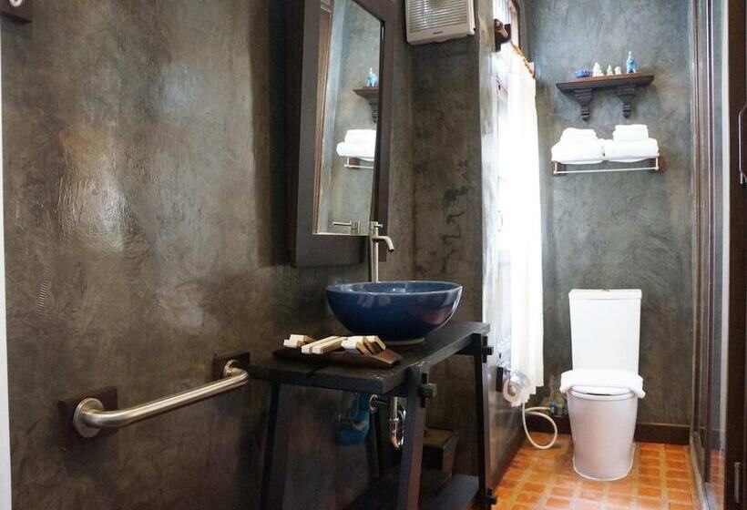 חדר סופריור, Ban Chang Tong