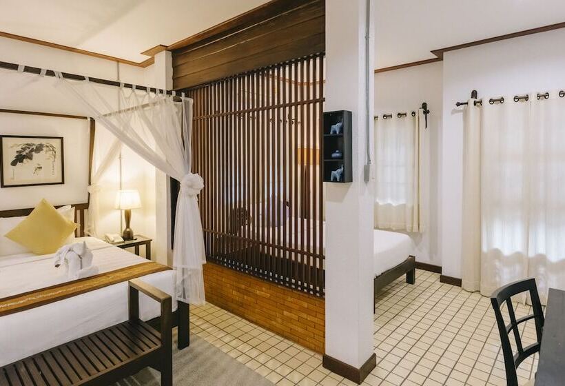 סוויטה משפחתית, Ban Chang Tong