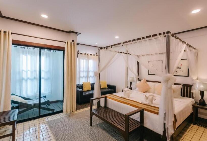 סוויטת ג'וניור, Ban Chang Tong