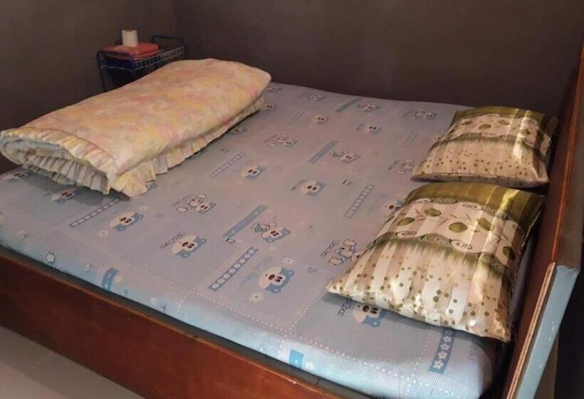 Номер Стандарт, Kk Hut