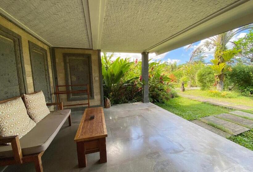 חדר אקונומי, Sawah Indah Villa