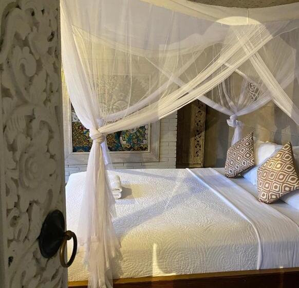 חדר אקונומי, Sawah Indah Villa