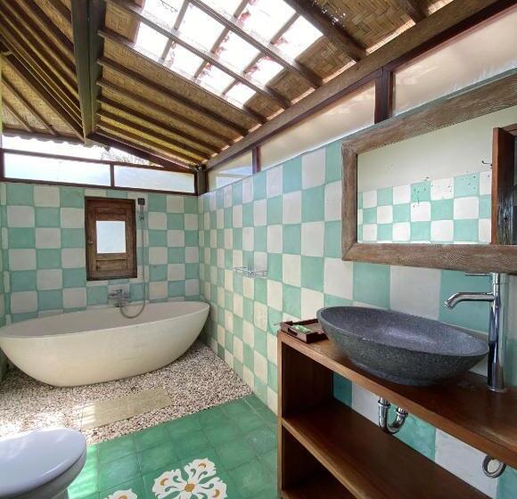 חדר משפחתי, Sawah Indah Villa