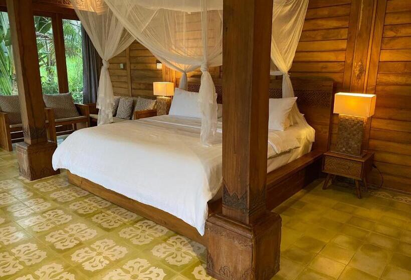 בונגלו משפחתי, Sawah Indah Villa