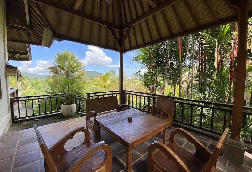 חדר משפחתי, Sawah Indah Villa