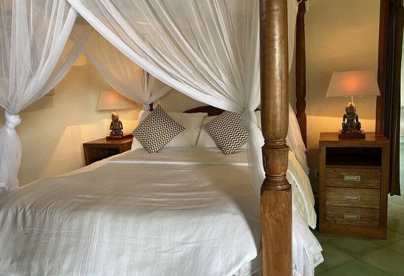 חדר משפחתי, Sawah Indah Villa