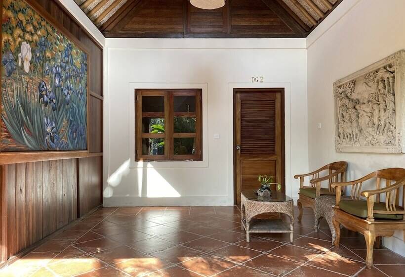 חדר סטנדרט נוף לבריכה, Sawah Indah Villa