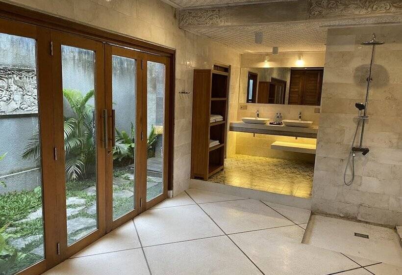 חדר משפחתי, Sawah Indah Villa