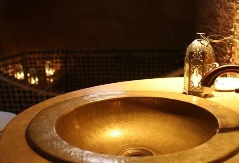 اتاق استاندارد سه نفره, Le Riad Meknes