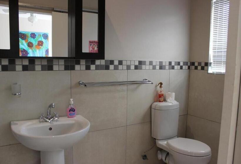 Семейный Номер, Metime Guesthouse & Self Catering