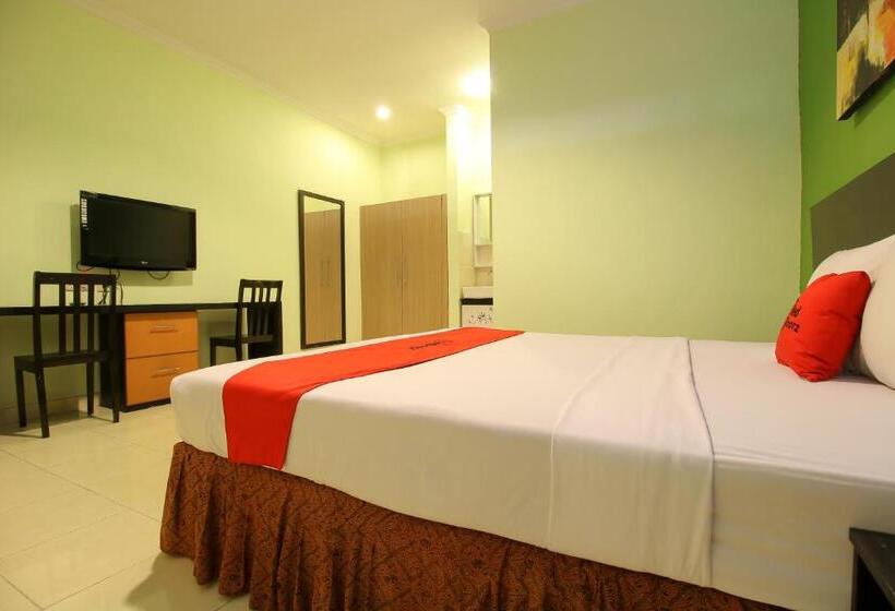 Номер Economy, Reddoorz Plus @ Taman Siswa 2