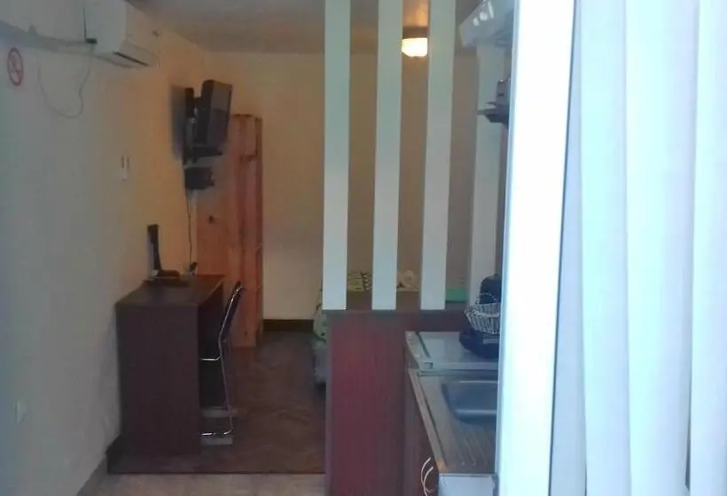 デラックスルーム, The Quiet Corner Guest House