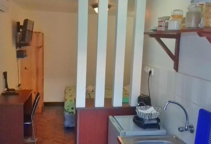 デラックスルーム, The Quiet Corner Guest House