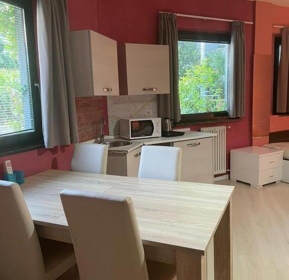 آپارتمان لوکس 1 خوابه, Victoria Royal Garden