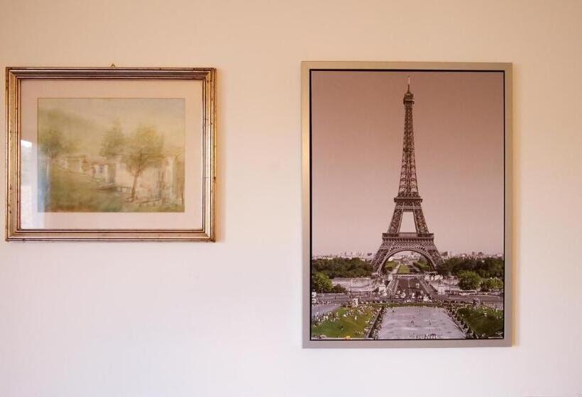 سوییت اجرایی, Victoria Royal Garden