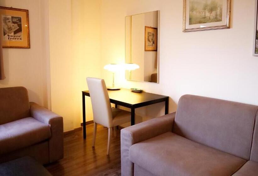 سوییت اجرایی, Victoria Royal Garden