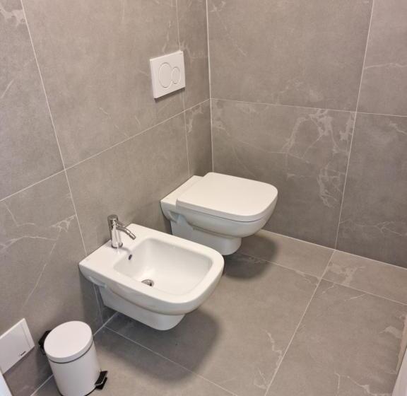 سوئیت با تخت بزرگ, Victoria Royal Garden