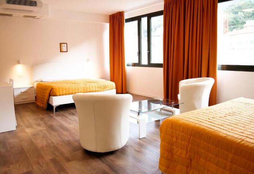 سوییت جونیور لوکس, Victoria Royal Garden