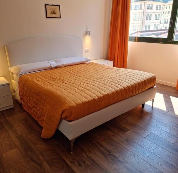 سوییت جونیور لوکس, Victoria Royal Garden