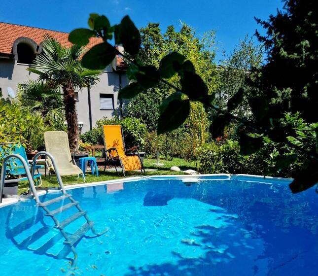 آپارتمان لوکس 1 خوابه, Victoria Royal Garden