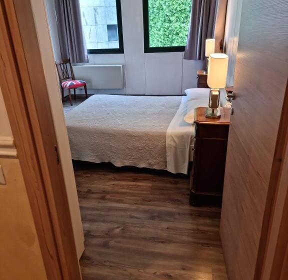 سوییت اجرایی, Victoria Royal Garden