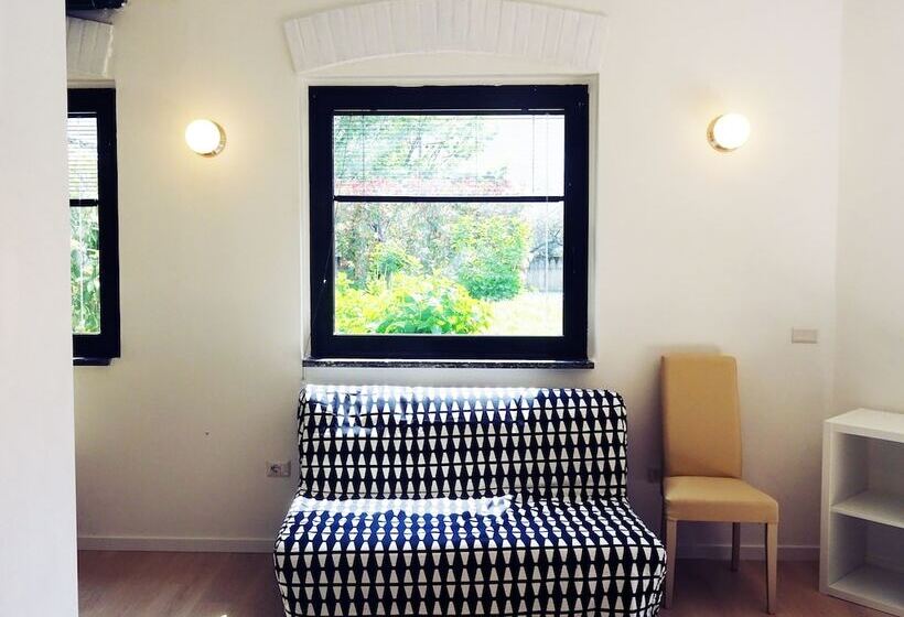 خانه 1 خوابه, Victoria Royal Garden