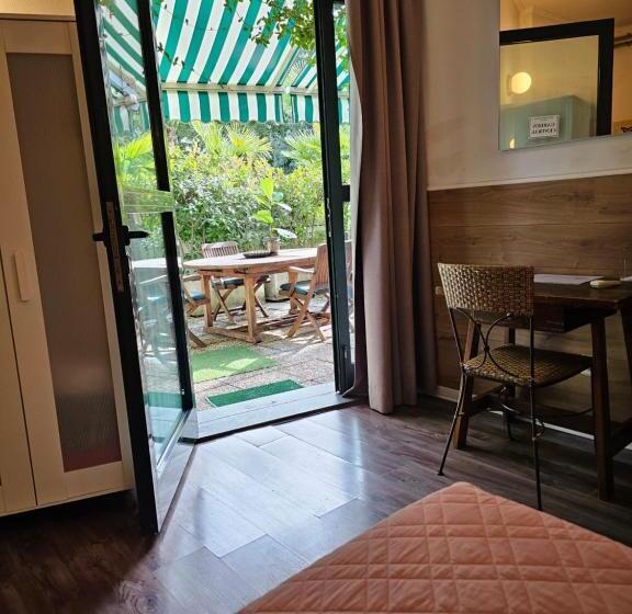 آپارتمان اجرایی 1 خوابه, Victoria Royal Garden