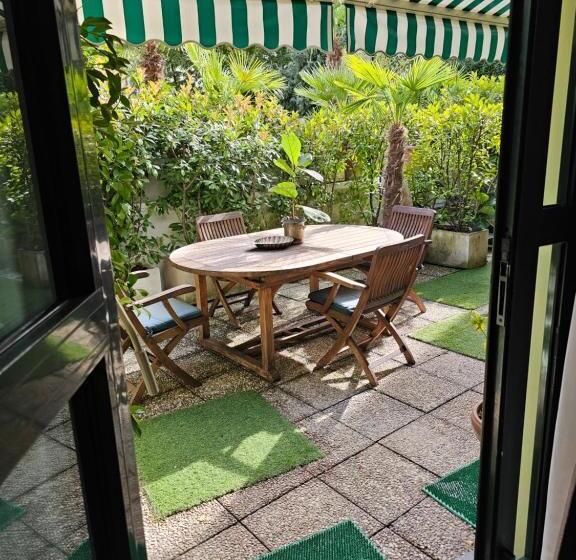 آپارتمان اجرایی 1 خوابه, Victoria Royal Garden