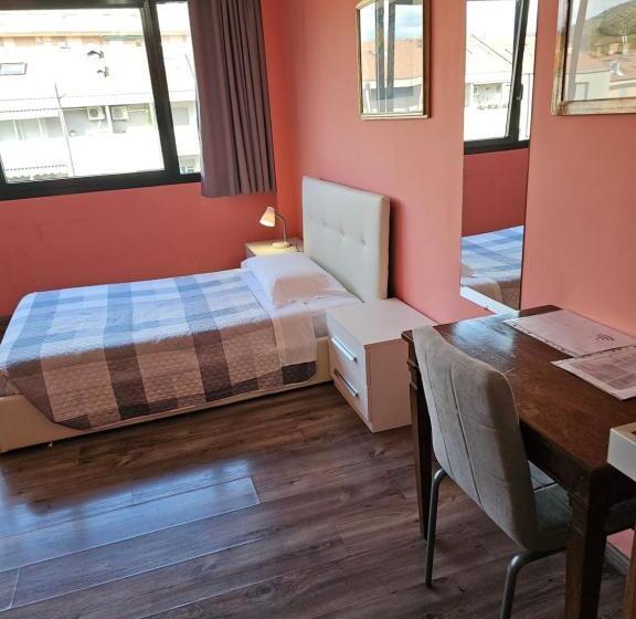 اتاق سوپریور چهار تخته, Victoria Royal Garden