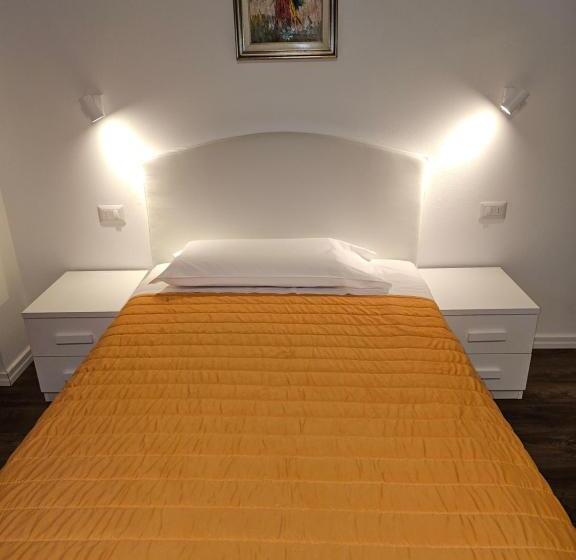 سوئیت با تخت بزرگ, Victoria Royal Garden