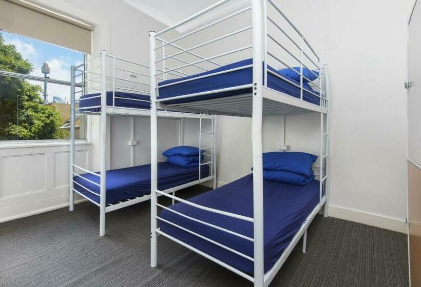 Кровать в Общей Комнате, Summer House Kings Cross