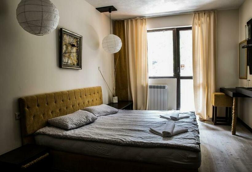 اتاق استاندارد با بالکن, Restaurant 6ato Rila