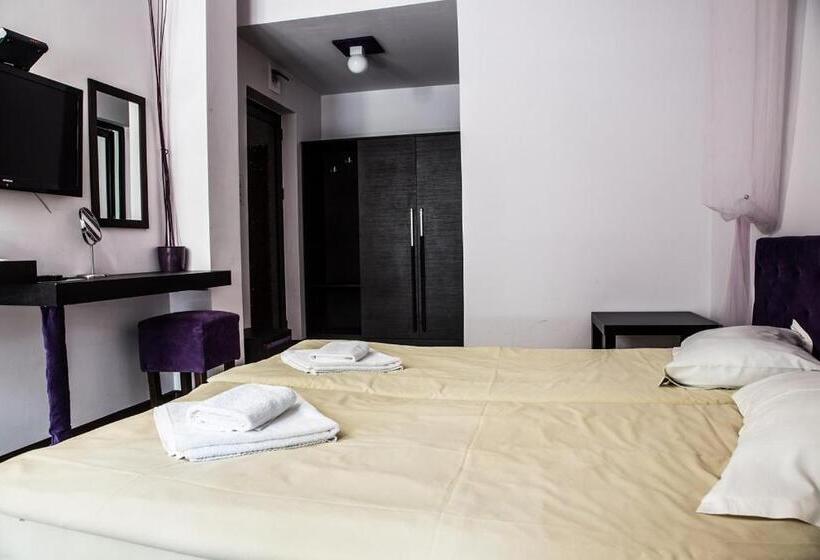 اتاق استاندارد با بالکن, Restaurant 6ato Rila