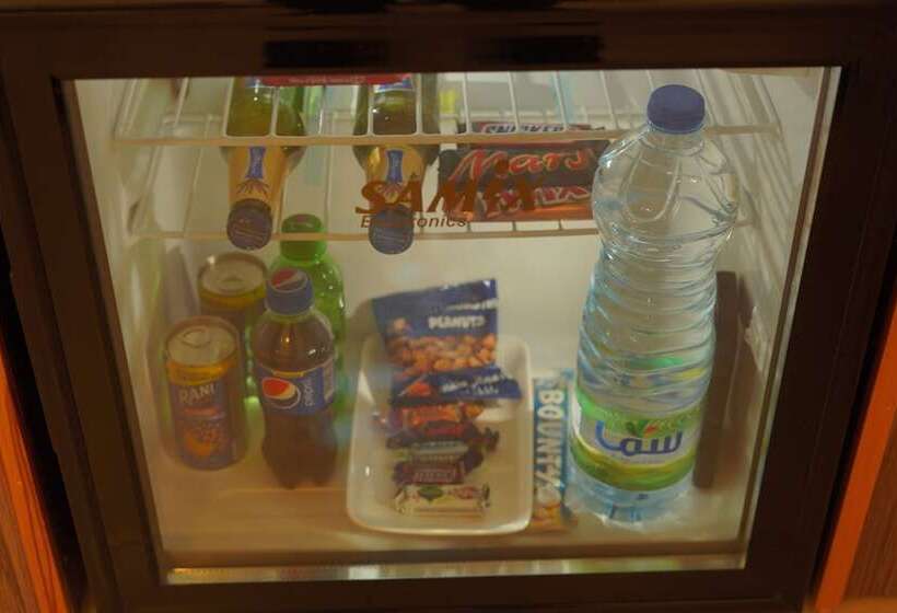 اتاق لوکس سه تخته, Petra Plaza