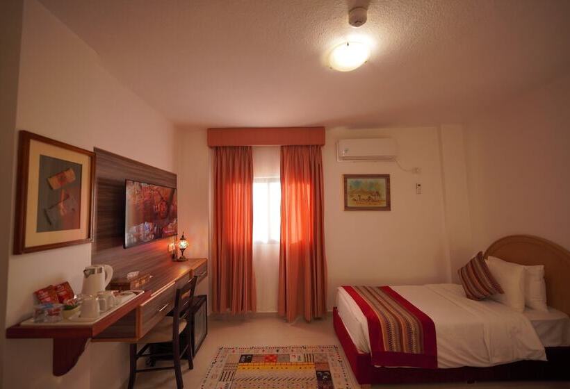 اتاق لوکس, Petra Plaza